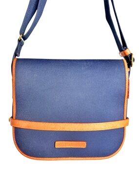 VINTAGE DOONEY & BOURKE!!💜